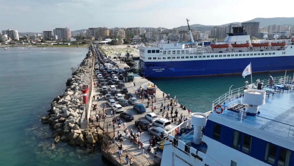 Porti i Vlores vendos rekordin, 90 mije pasagjere udhetuan ne gusht